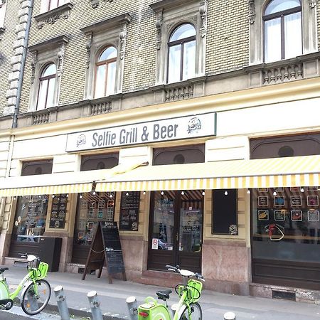 Louisa Apartment Budapest Eksteriør bilde